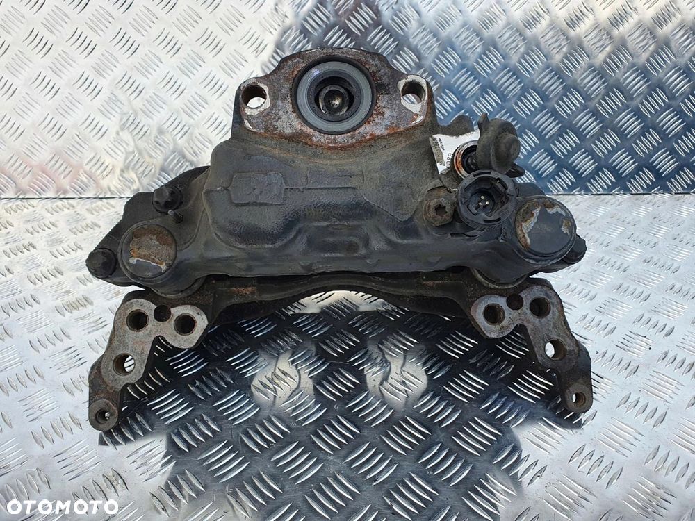 ZACISK HAMULCOWY MERIOTR SCANIA R PRAWA STRONA - 1