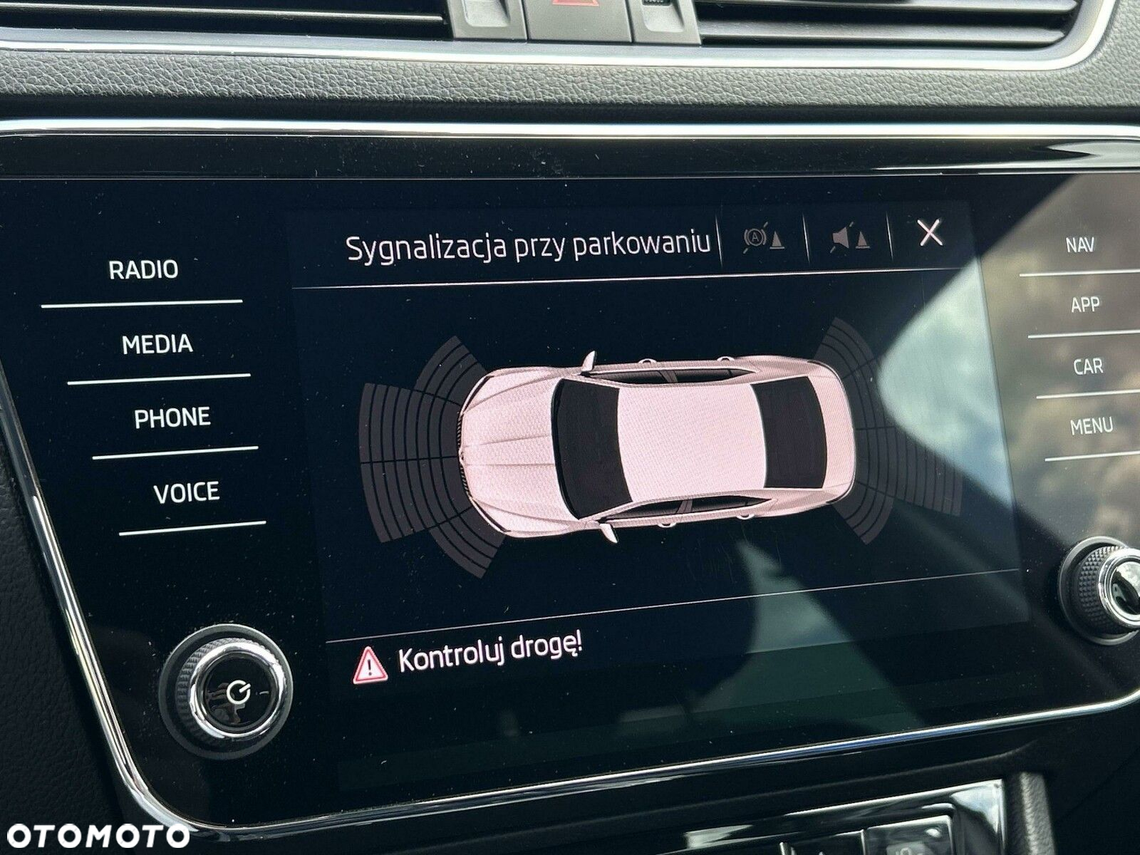 Skoda Superb 2.0 TDI Style - 23