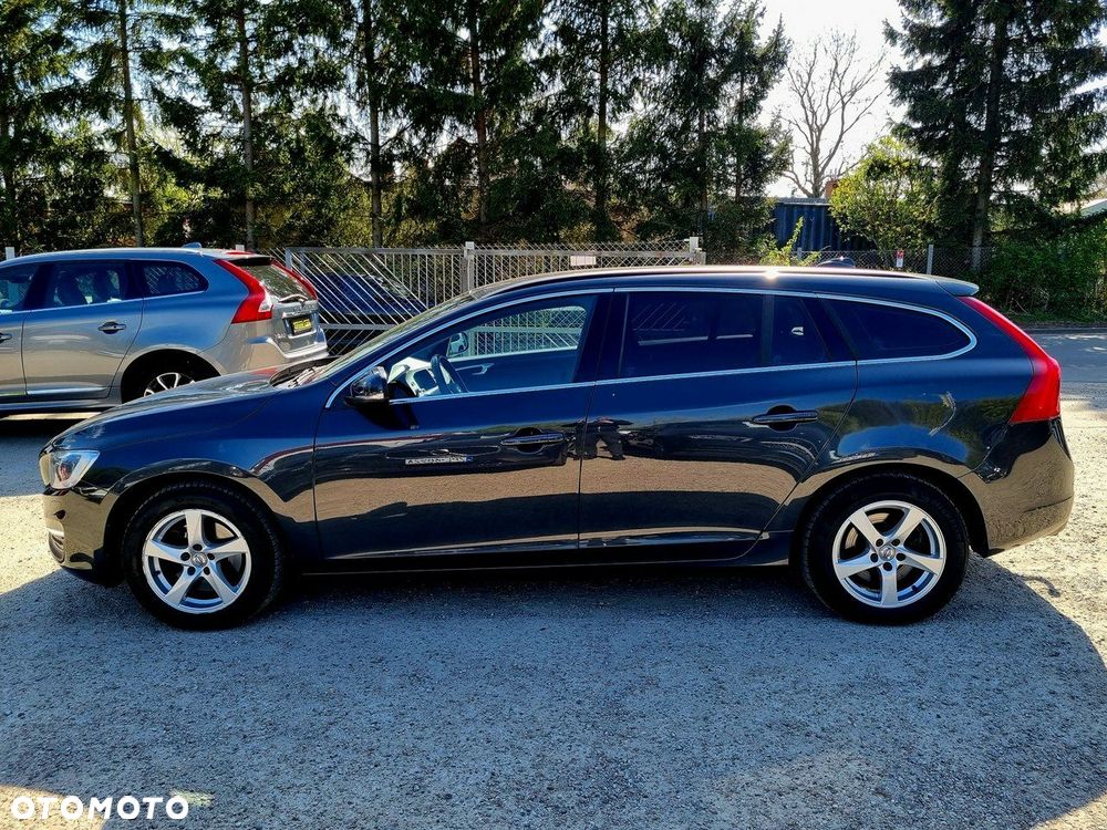Volvo V60 T4 Geartronic Momentum - 10
