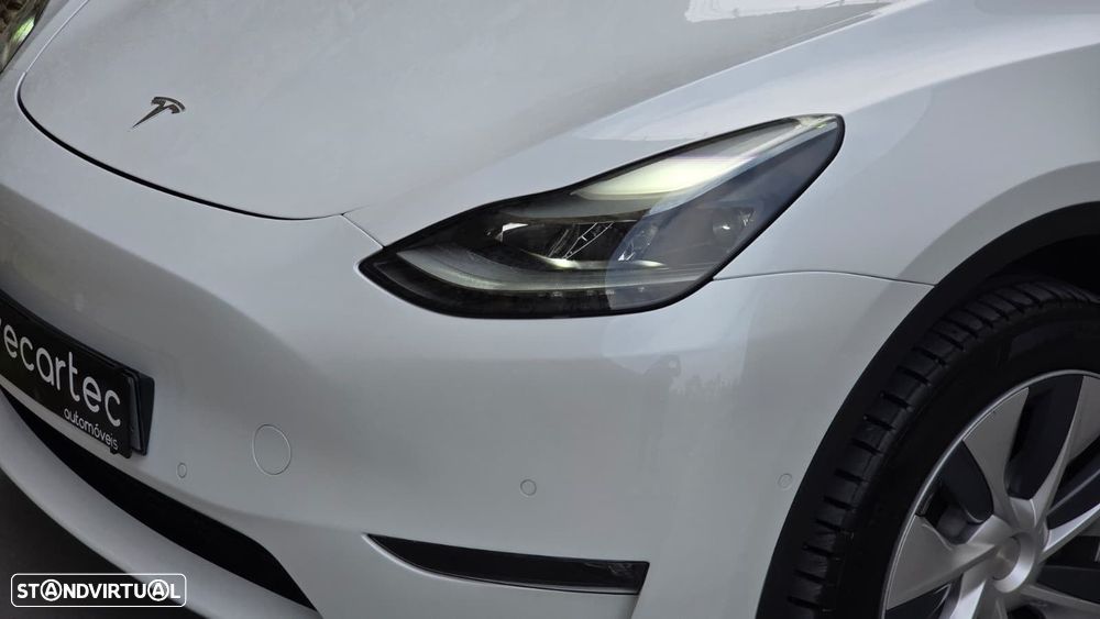 Tesla Model Y Long Range Tração Integral - 31