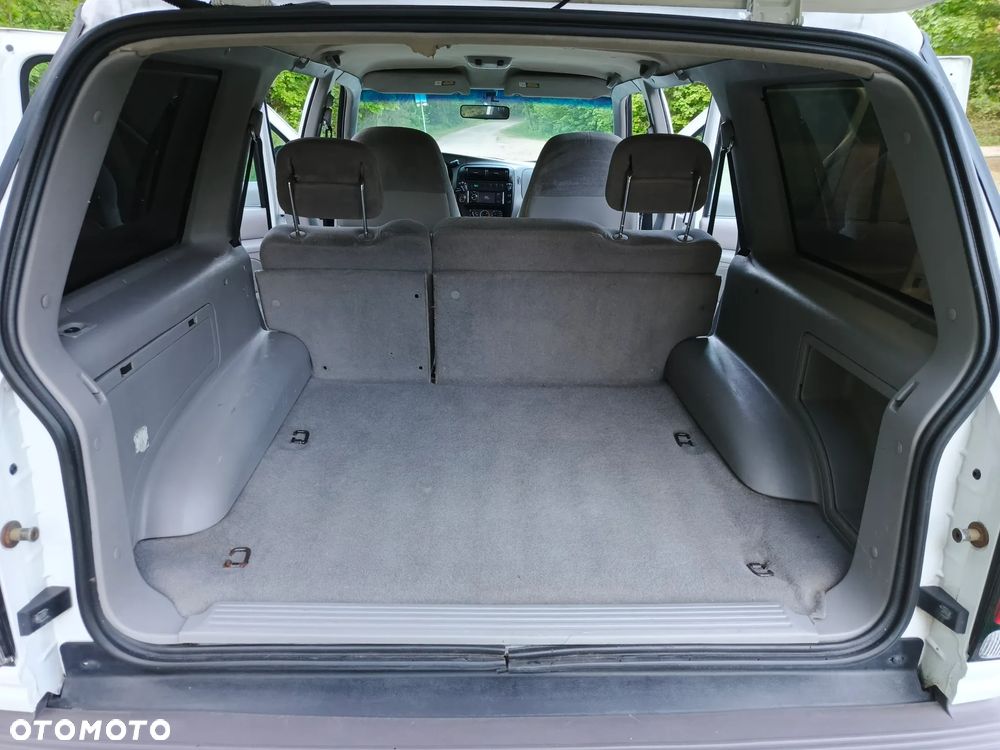 Ford Explorer - 21