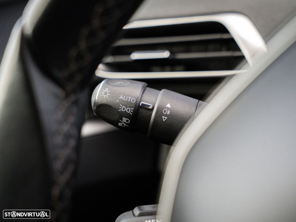 Peugeot 3008 1.5 BlueHDi Allure Pack - 35