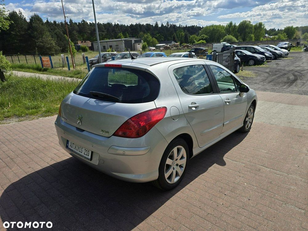 Peugeot 308 1.6 Trendy - 9