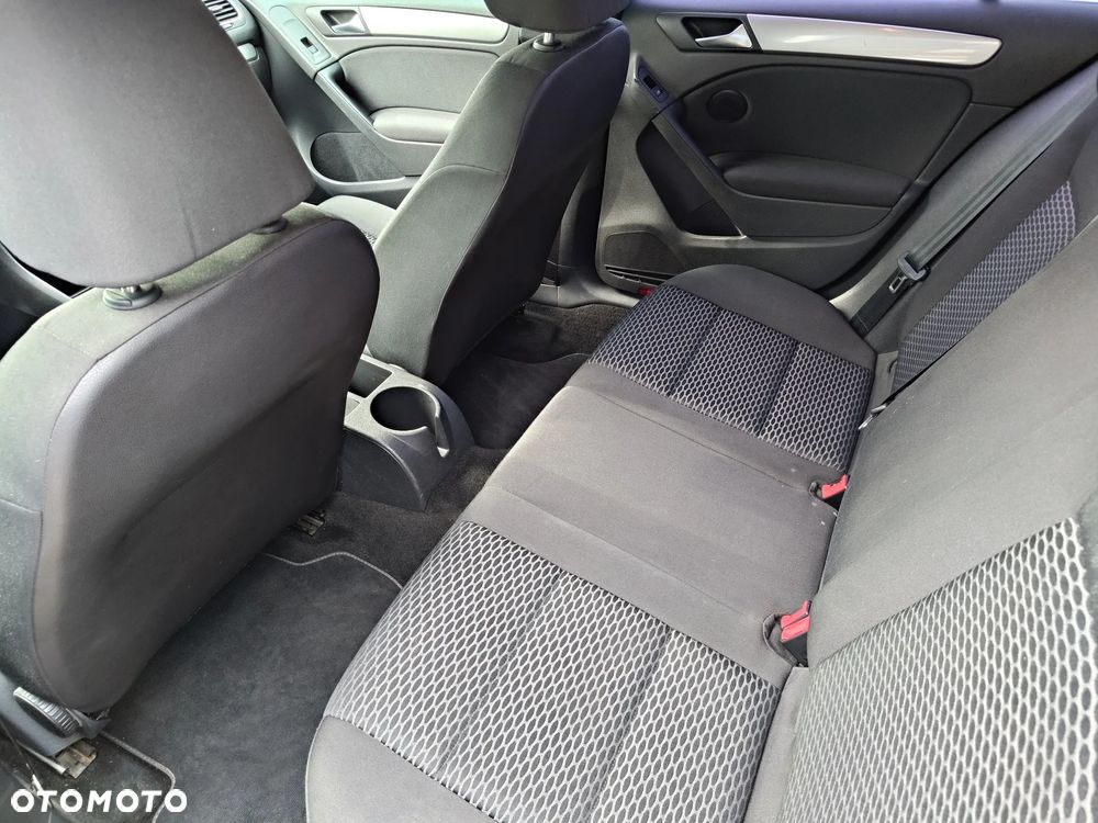 Volkswagen Golf 1.6 Comfortline - 9