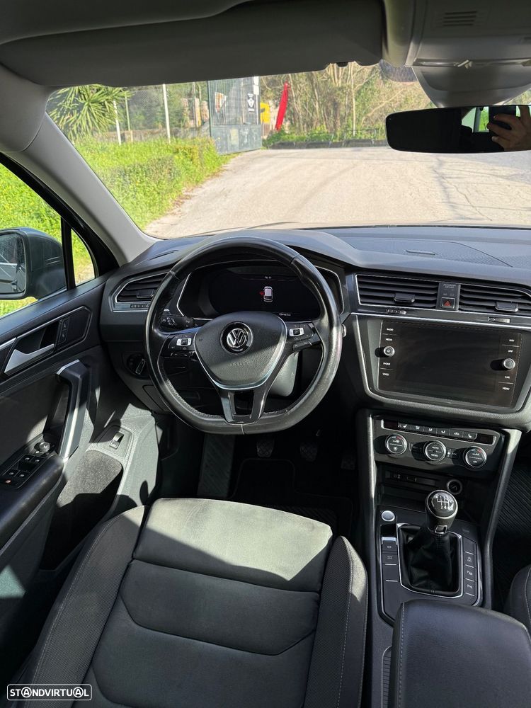 VW Tiguan 2.0 TDI Highline - 4