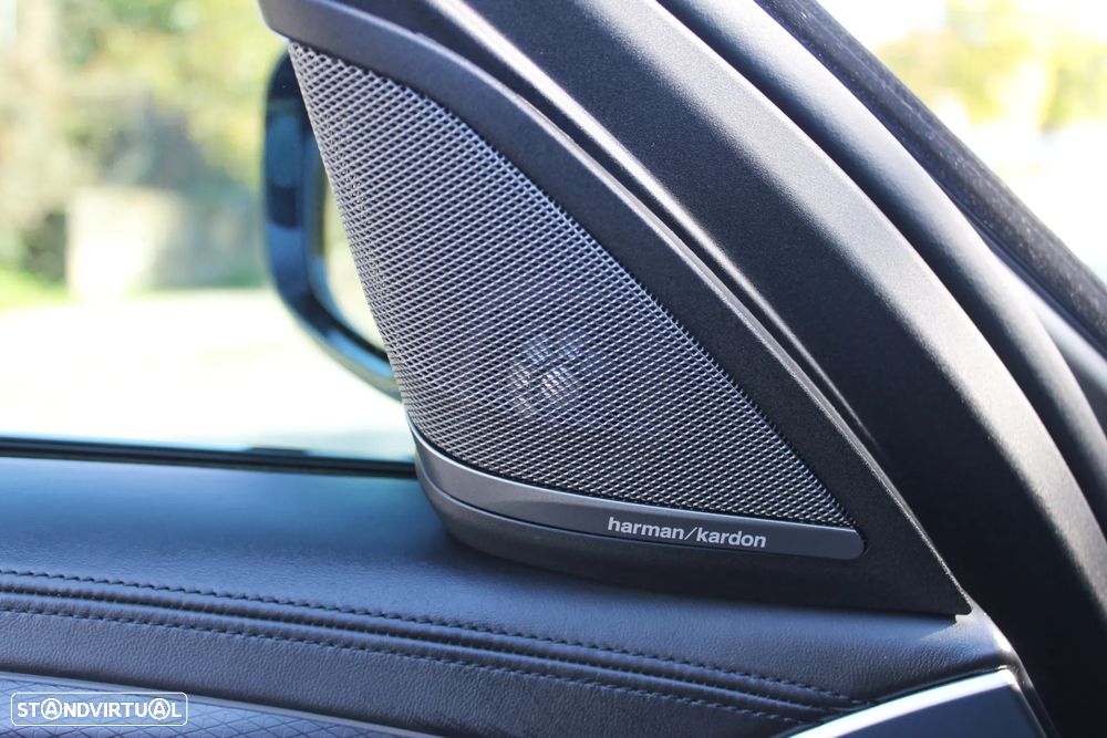 BMW 540 d xDrive Pack Desportivo M Auto - 43