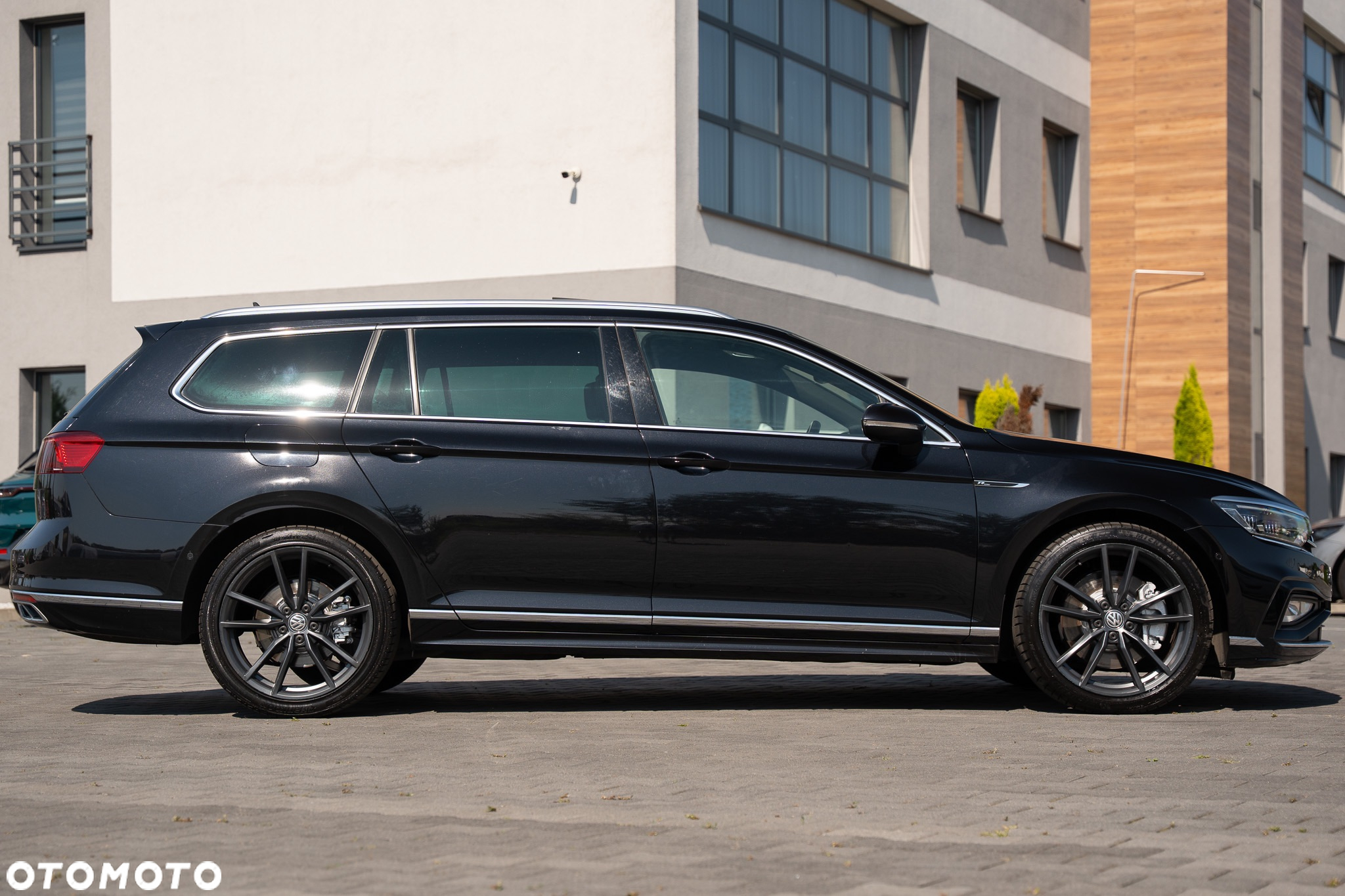 Volkswagen Passat 2.0 TDI SCR (BlueMotion Tech) 4Motion D Highline - 17