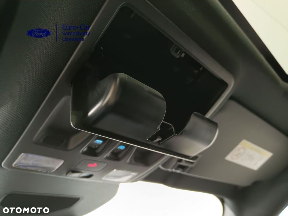 Ford Kuga 2.5 Duratec PHEV ST-LINE X - 29