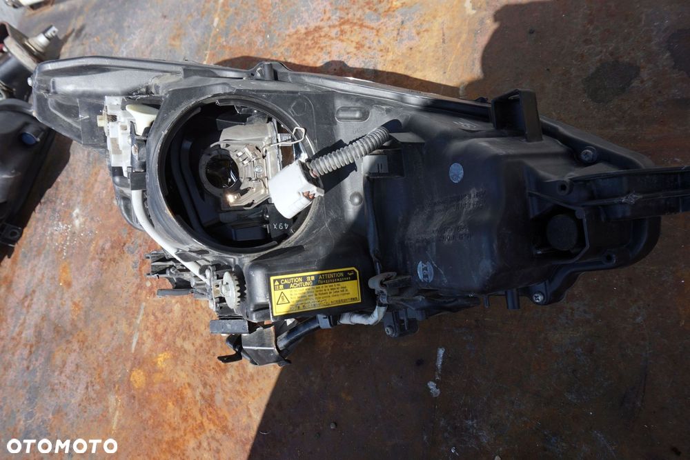 LAMPA PRZEDNIA LEWA IS III E3 XENON LEXUS 2013-2017 - 4