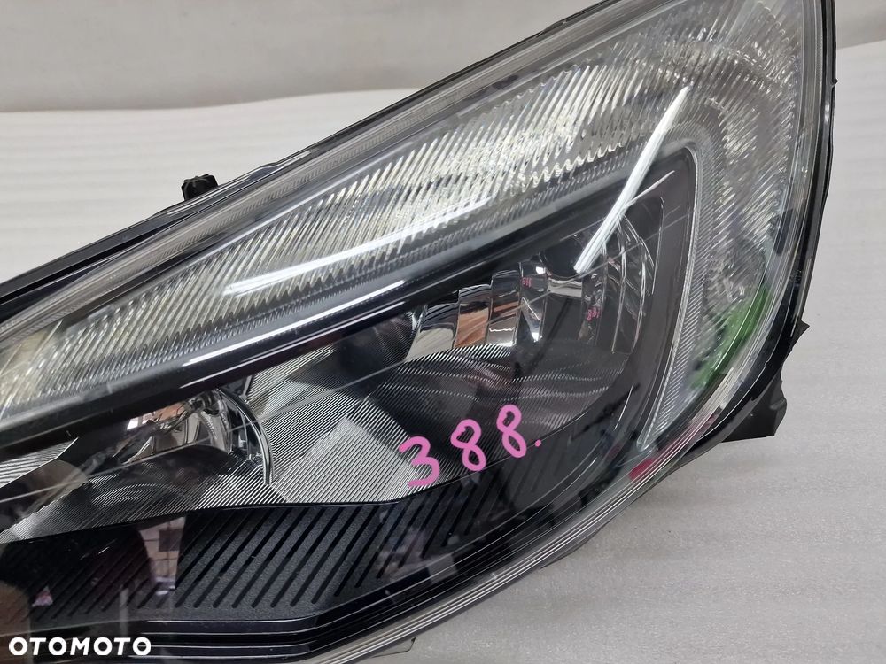 OPEL ASTRA J IV 08-12 LEWA ZWYKŁA CZARNA LAMPA PRZEDNIA PRZÓD , NR 13297722 , NR AUKCJI LL388 - 4