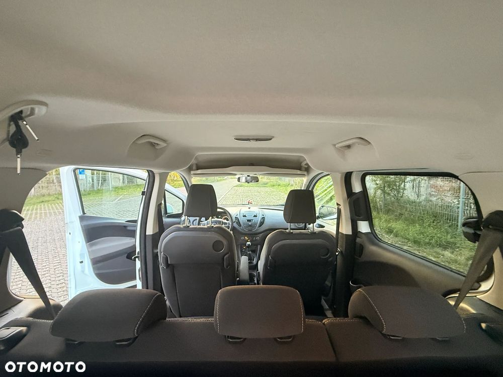 Ford Tourneo Courier 1.0 EcoBoost Trend - 16