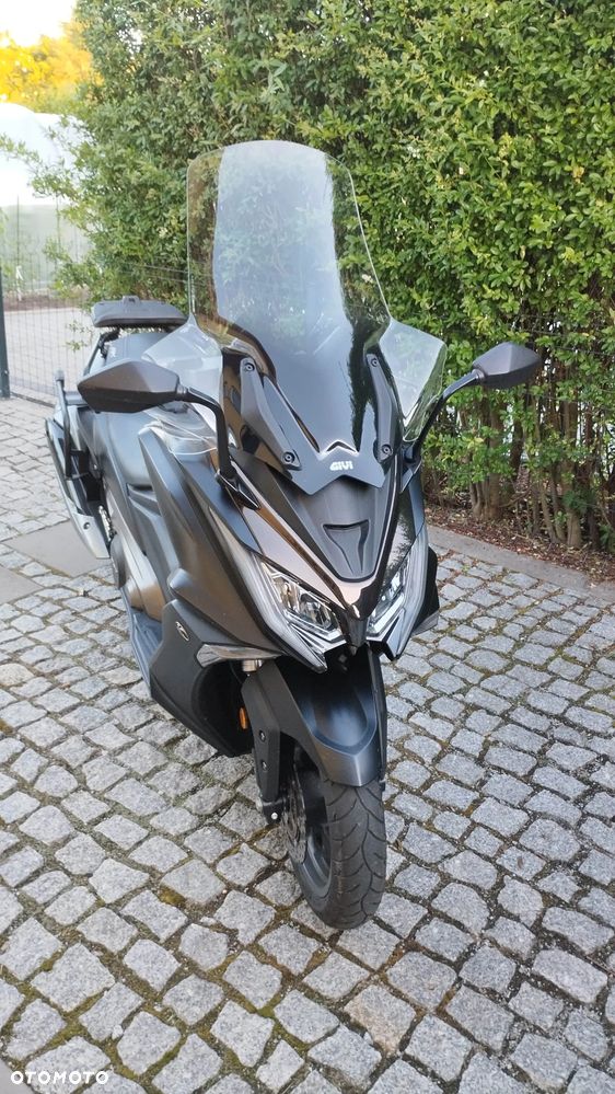 Kymco AK 550 - 5