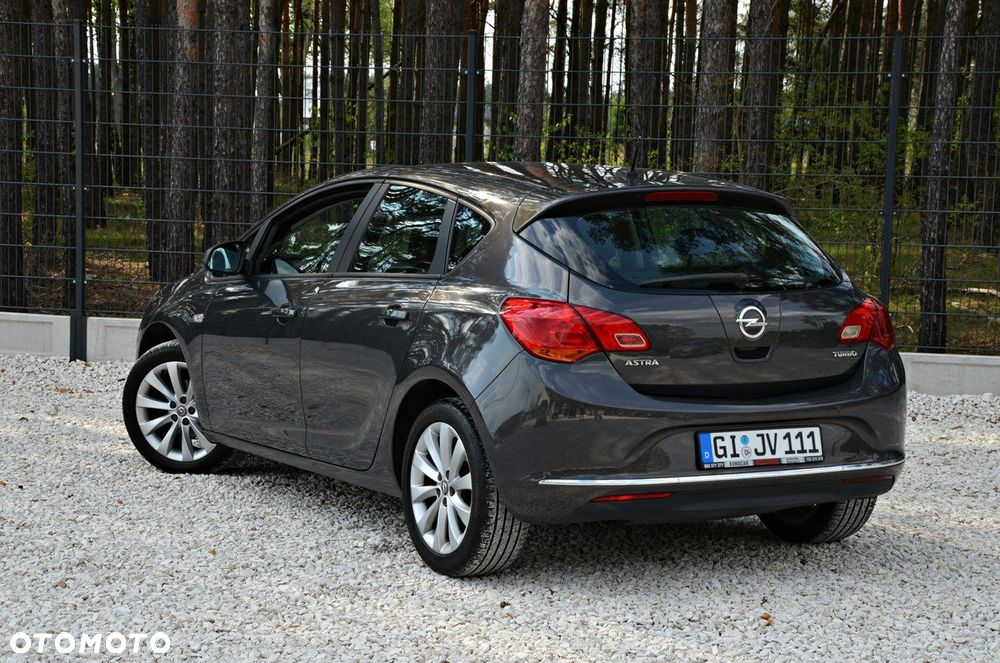 Opel Astra - 4