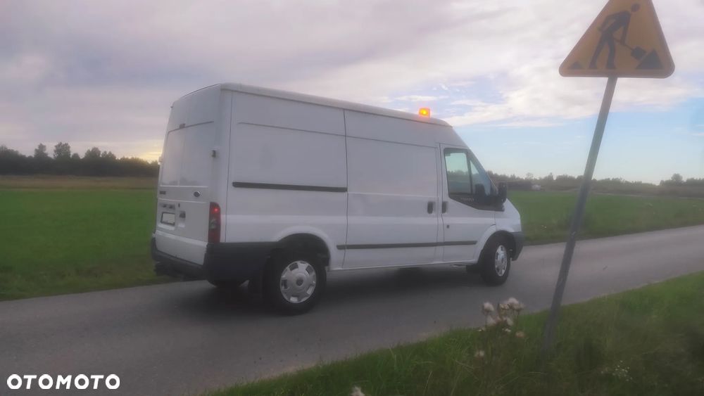 Ford TRANSIT POLSKI SALON 1 WŁASCICIEL BEZWYPADKOWY MAŁY ORGINALNY PRZEBIEG - 4