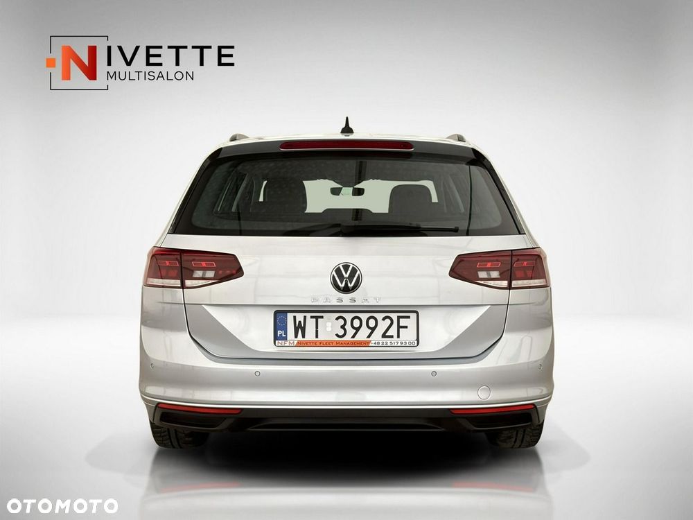 Volkswagen Passat - 10