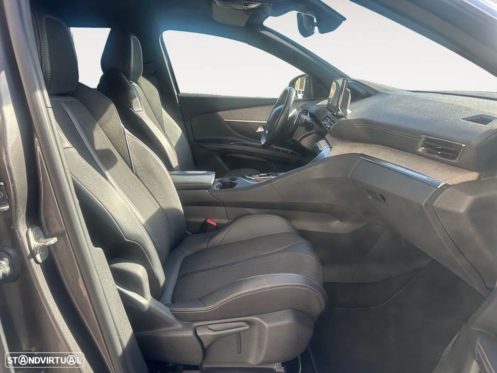 Peugeot 5008 1.5 BlueHDi GT EAT8 - 14