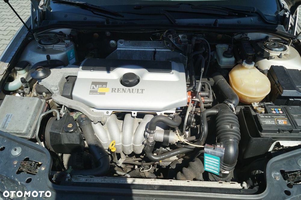 Renault Safrane - 23