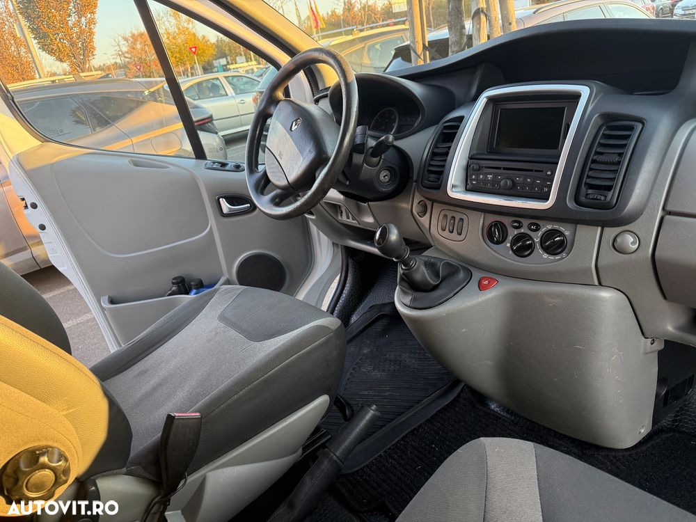 Renault Trafic - 7