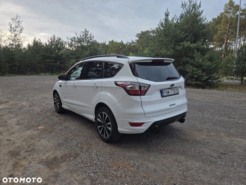 Ford Kuga 2.0 TDCi 4x4 ST-Line - 5