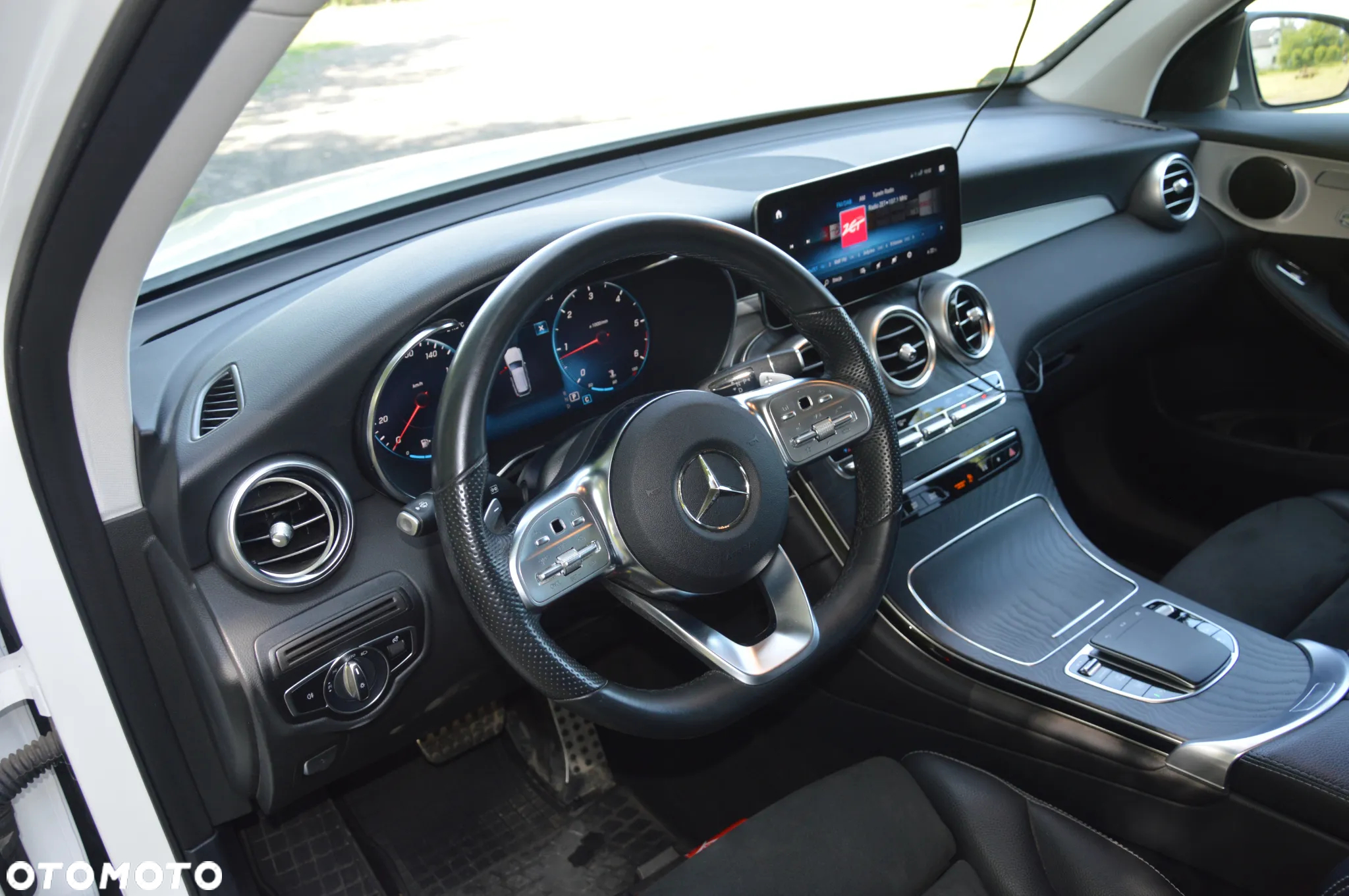 Mercedes-Benz GLC 200 d 4-Matic Business Edition - 2