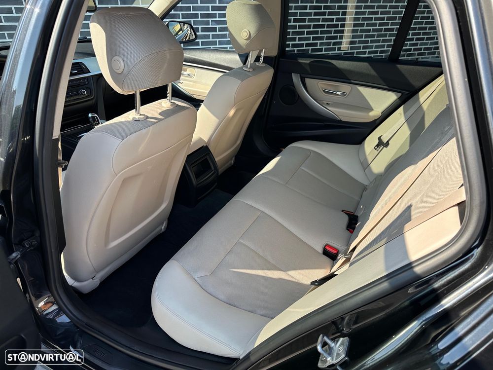 BMW 318 d Touring Aut. Luxury Line - 15