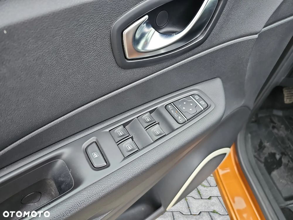Renault Captur 1.2 Energy TCe Limited - 14