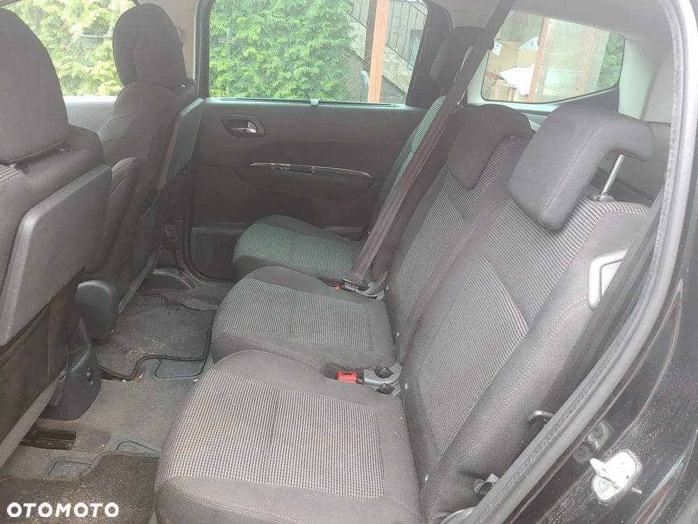 Peugeot 5008 1.6 THP Premium - 17