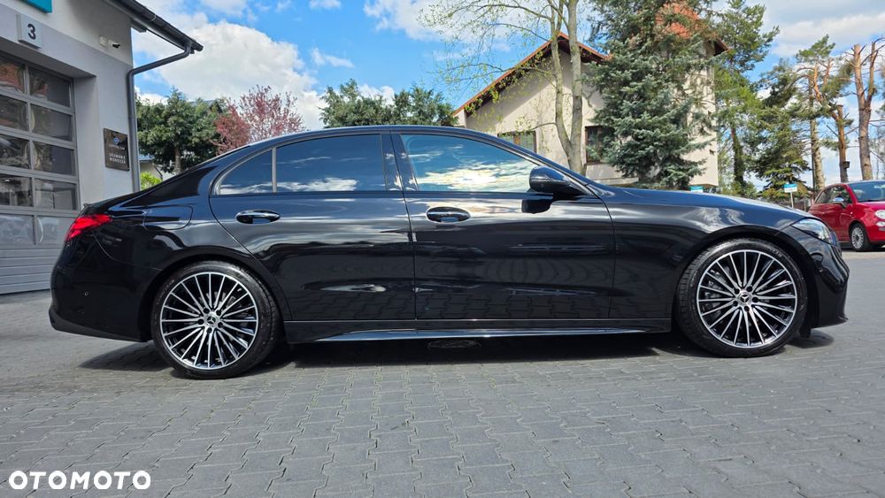 Mercedes-Benz Klasa C 300 mHEV 4-Matic AMG - 13