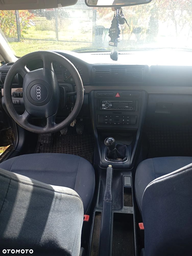 Audi A4 Avant 1.9 TDI - 5