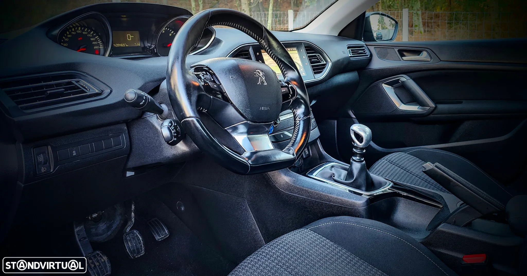 Peugeot 308 1.6 BlueHDi Active J17 - 12