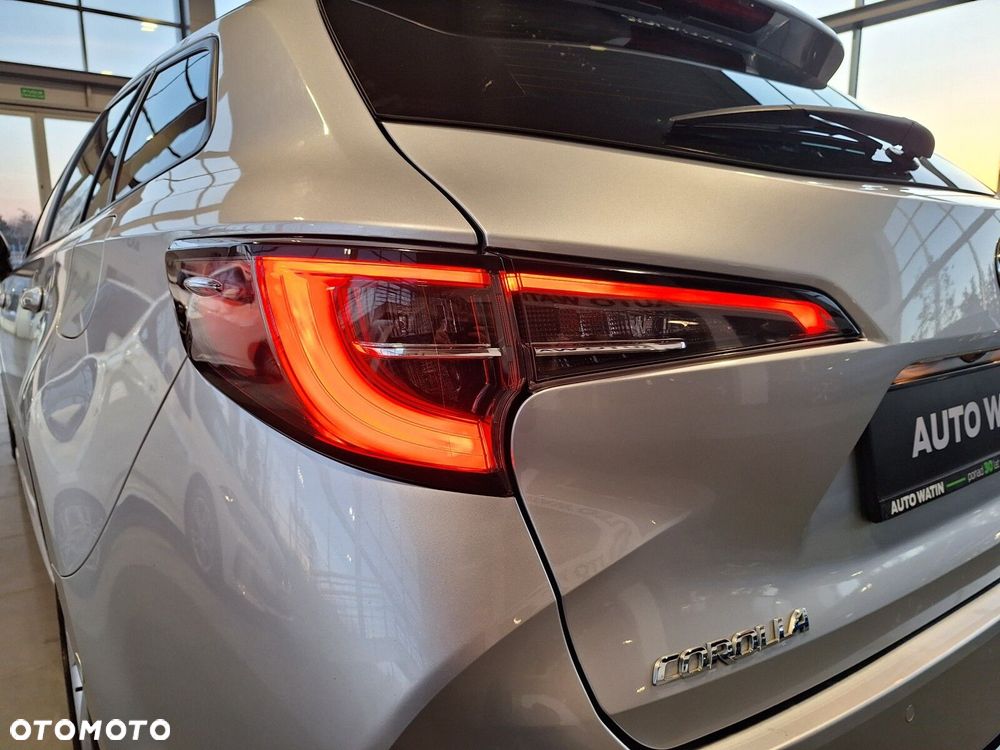 Toyota Corolla 1.8 Hybrid Comfort - 10