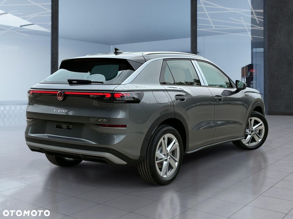 Volkswagen T-Roc - 3