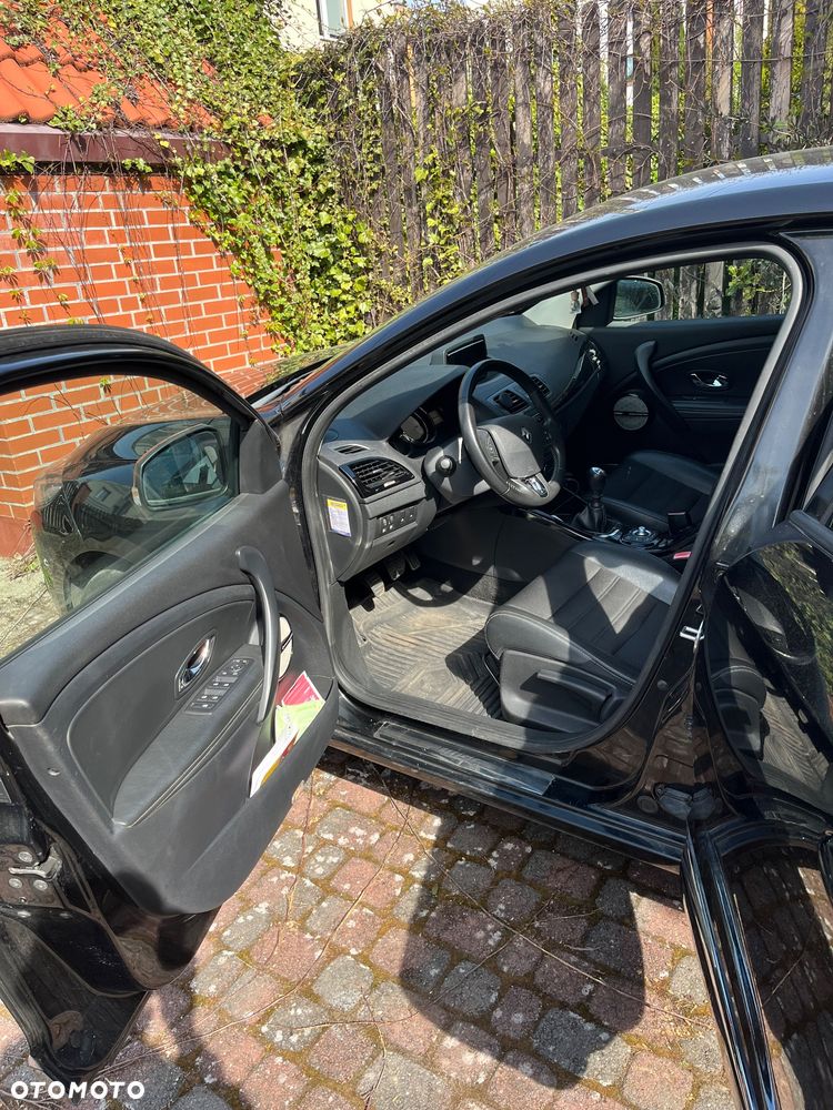 Renault Megane ENERGY dCi 110 Start & Stop Bose Edition - 17
