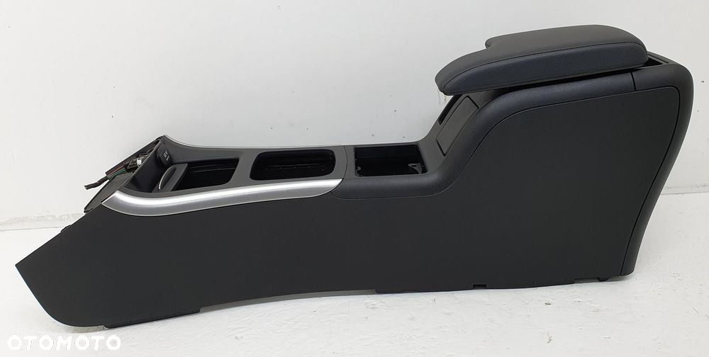 TUNEL ŚRODKOWY PODŁOKIETNIK MERCEDES W245 LIFT EUROPA - 1
