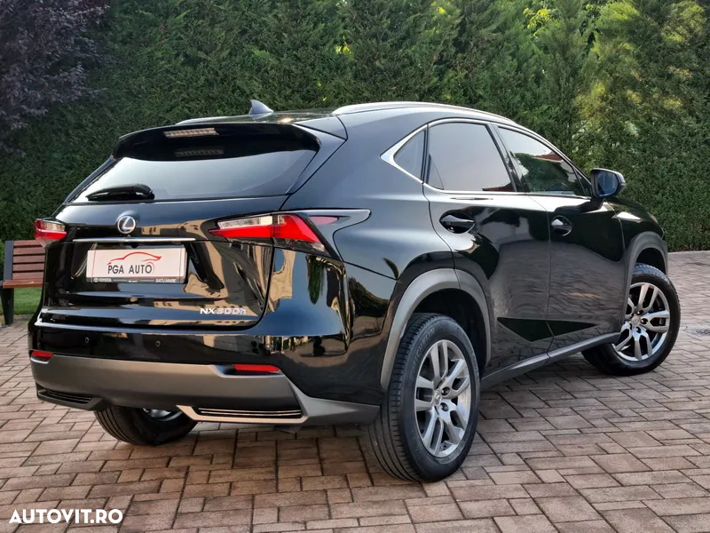 Lexus Seria NX 300h AWD Executive Plus - 2