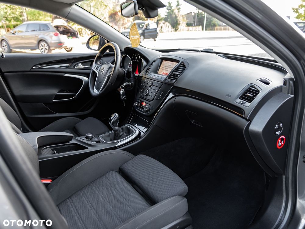 Opel Insignia - 21