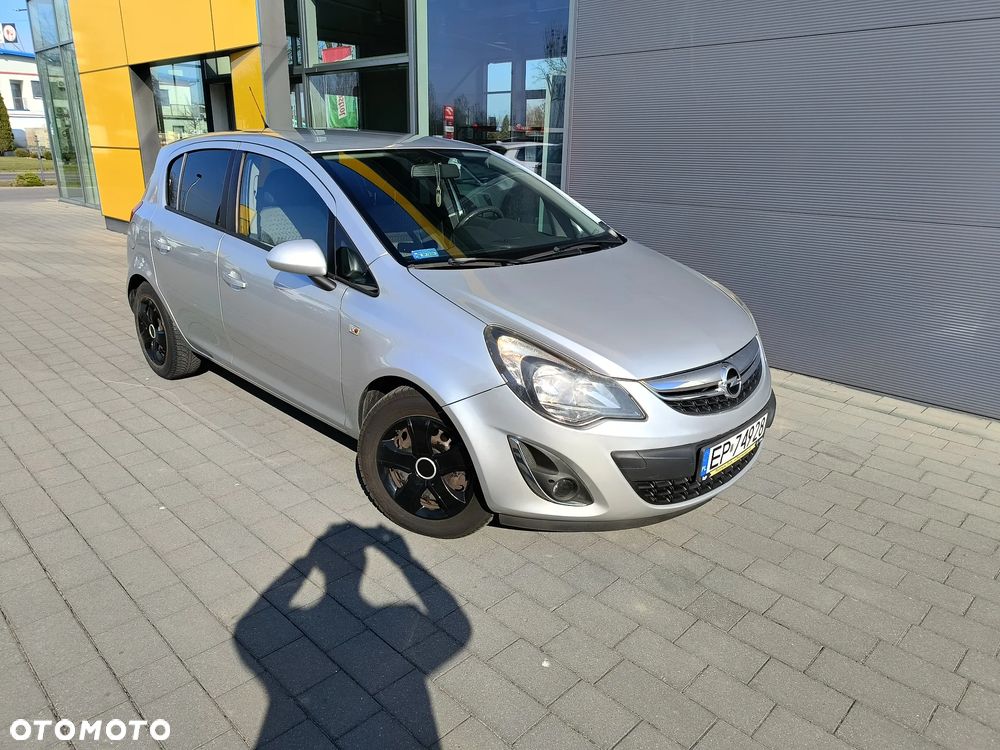 Opel Corsa 1.4 16V Cosmo - 8
