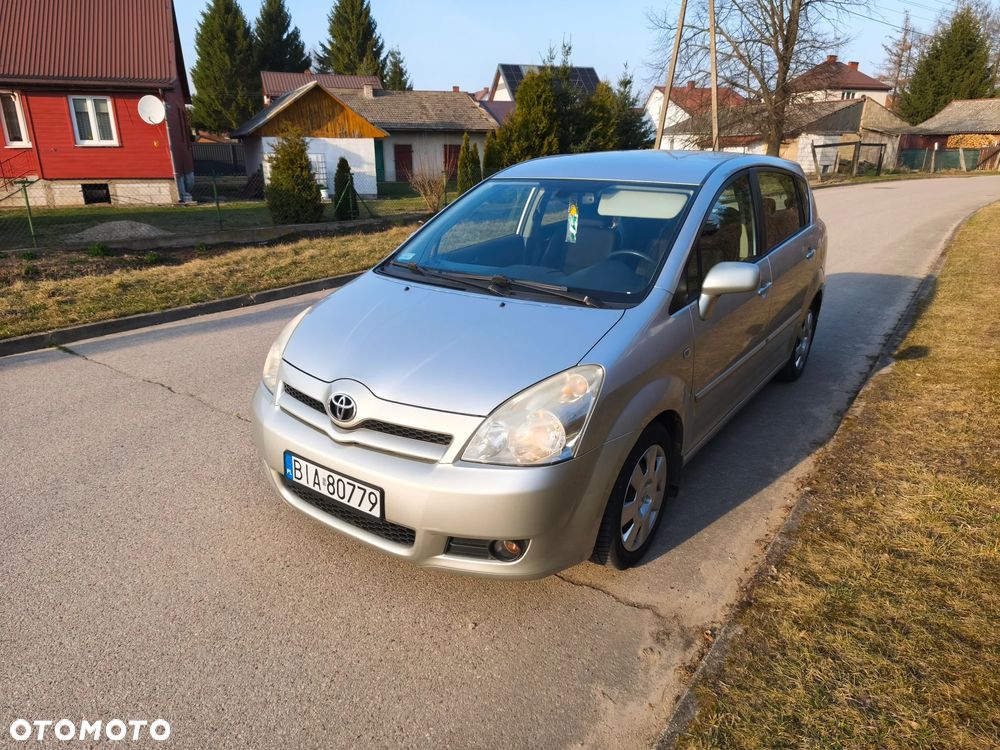 Toyota Corolla Verso 1.8 Edition - 1