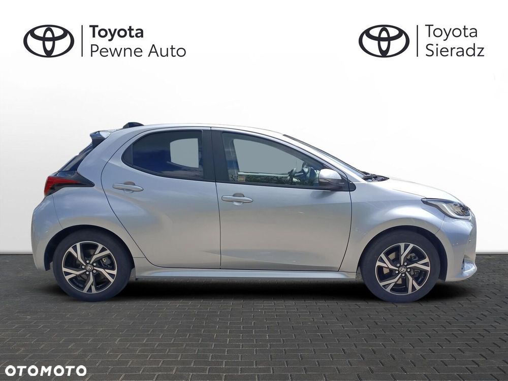 Toyota Yaris Hybrid 1.5 Style - 4
