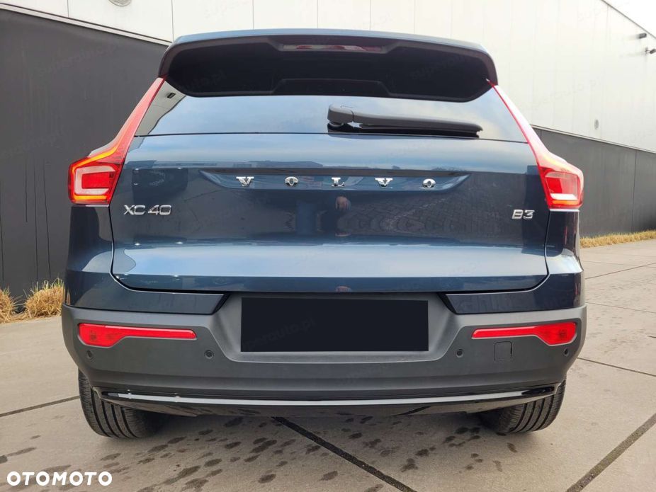 Volvo XC 40 - 5