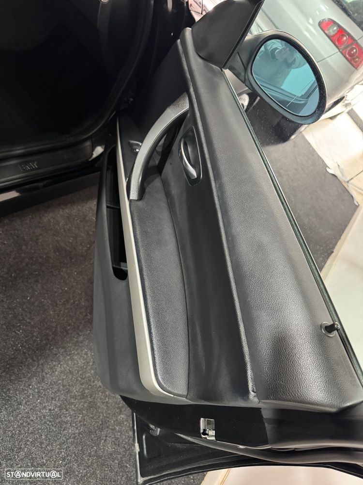 BMW 318 d LifeStyle - 15