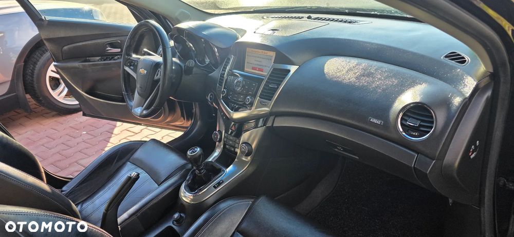 Chevrolet Cruze 1.4T LTZ - 15