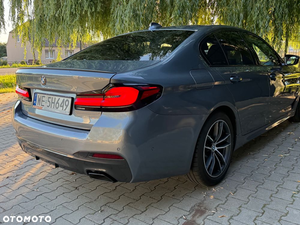 BMW Seria 5 530i xDrive mHEV M Sport sport - 11
