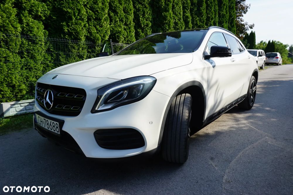 Mercedes-Benz GLA 220 4-Matic AMG Line - 31