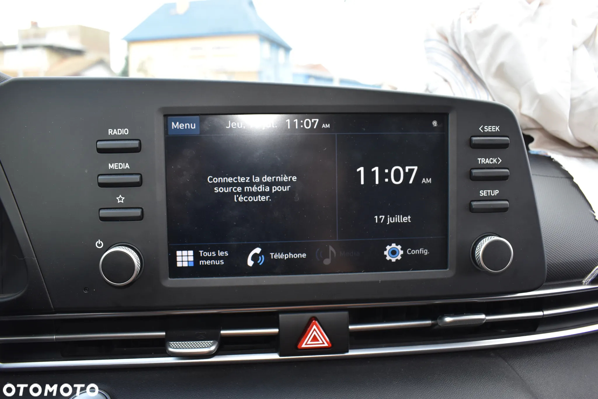 Hyundai Elantra - 35