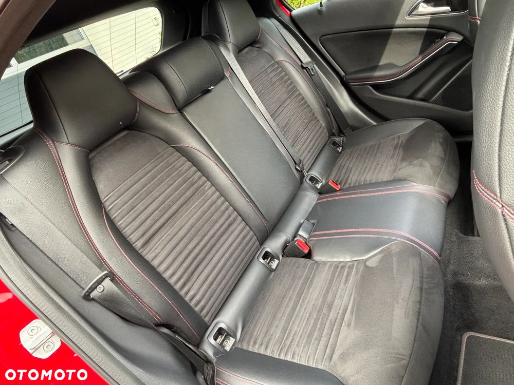 Mercedes-Benz Klasa A 200 CDI (BlueEFFICIENCY) AMG Sport - 29