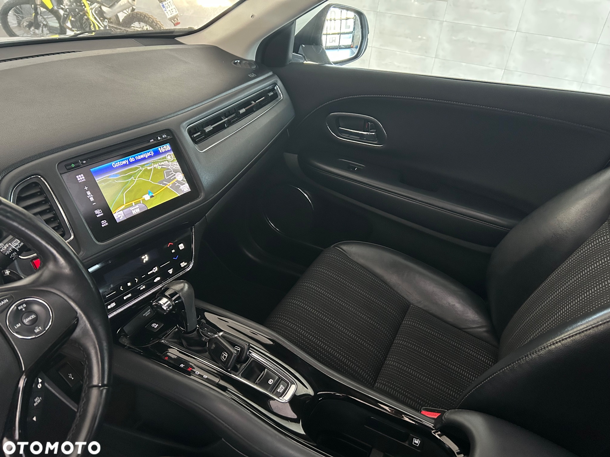 Honda HR-V 1.5 Elegance (ADAS/Honda Connect+) CVT - 17