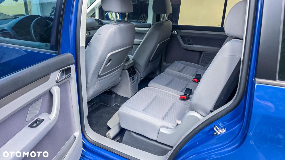 Volkswagen Touran 2.0 TDI DPF Highline - 10