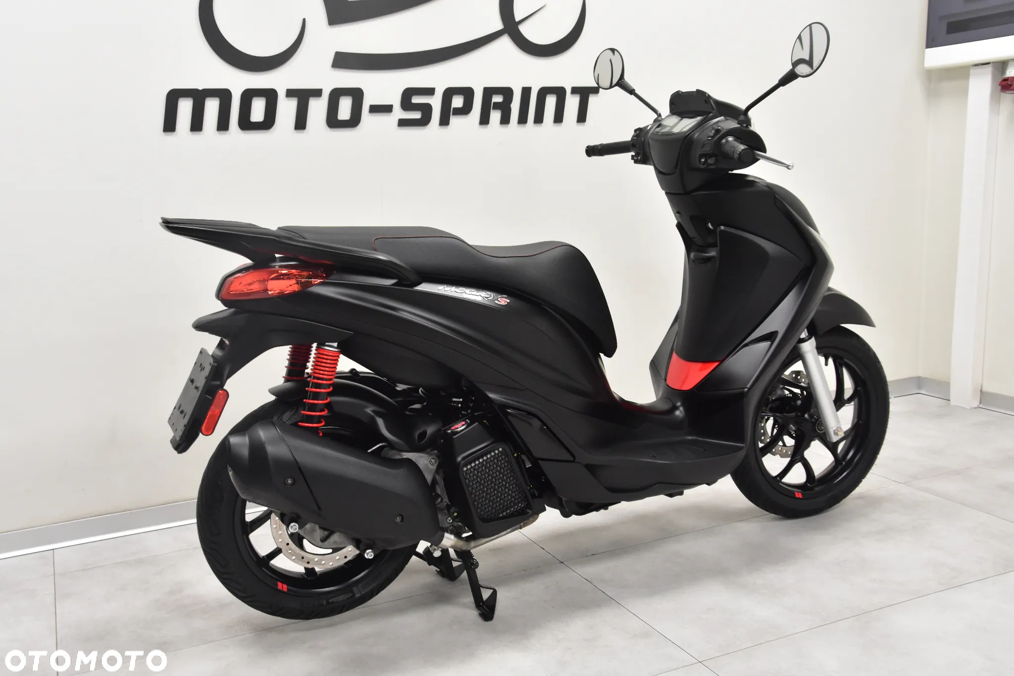 Piaggio Medley - 4
