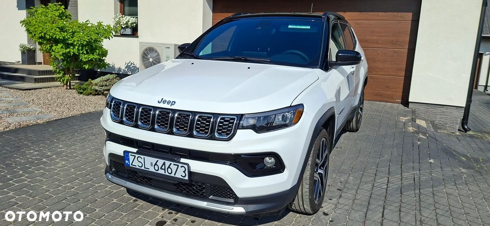 Jeep Compass - 34